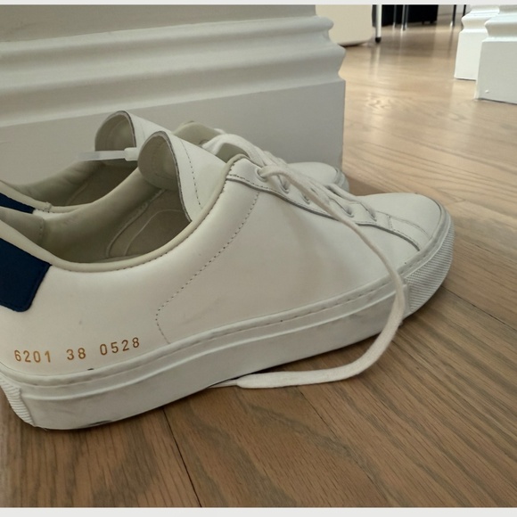 Retro Classic Low Top Sneaker (Women) - Picture 3 of 8